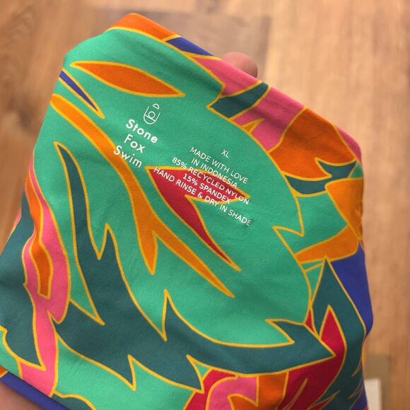 NWT Stone Fox Swim Stained Glass Lele Bikini Top Size XL - Picture 7 of 7